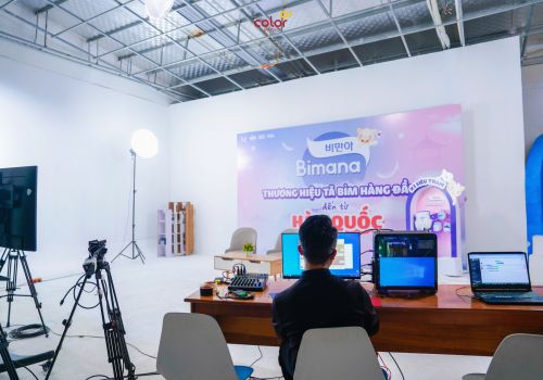 Livestream và hành trình thương hiệu: không chỉ để bán hàng